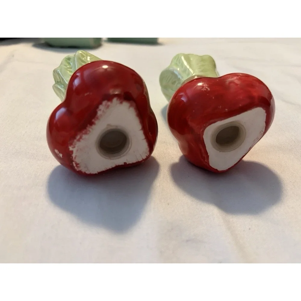 Radish Salt and Pepper Shakers Vegetable Kitschy Red Green Ceramic Set 3.5in